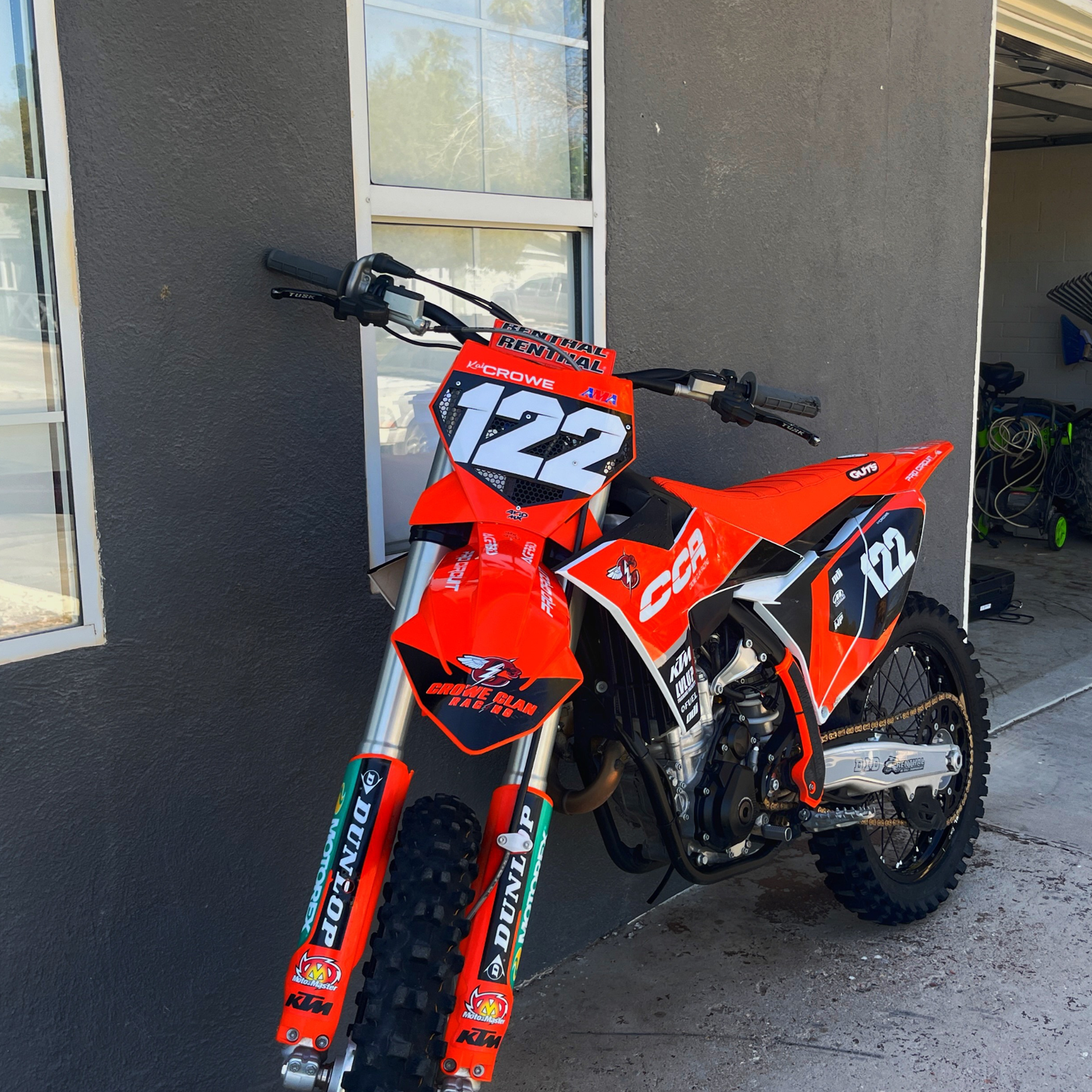 Vented dirtbike number plate