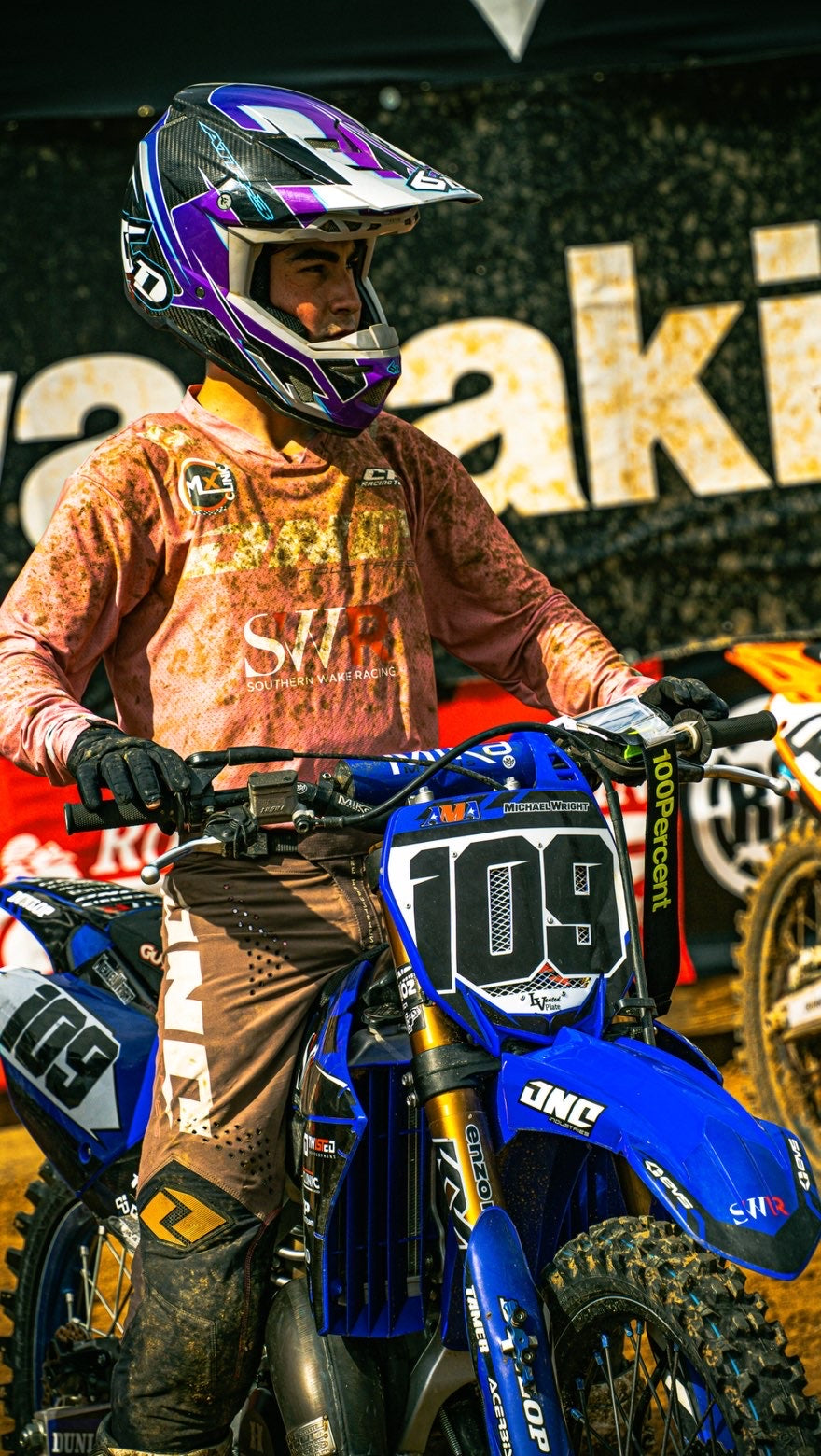 Vented dirtbike number plate