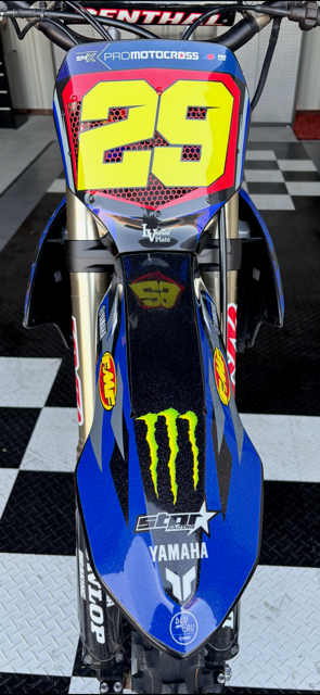 Vented dirtbike number plate