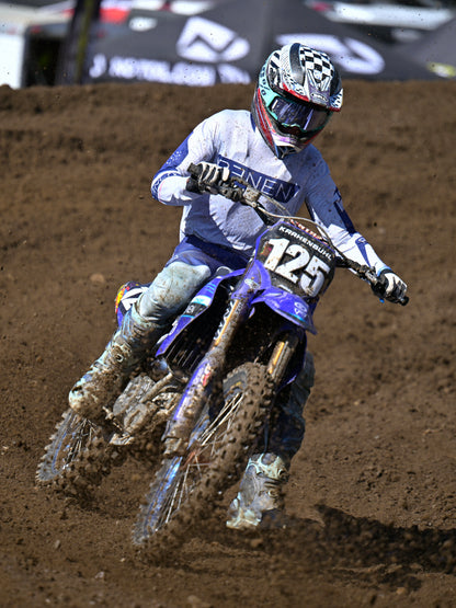 Vented dirtbike number plate