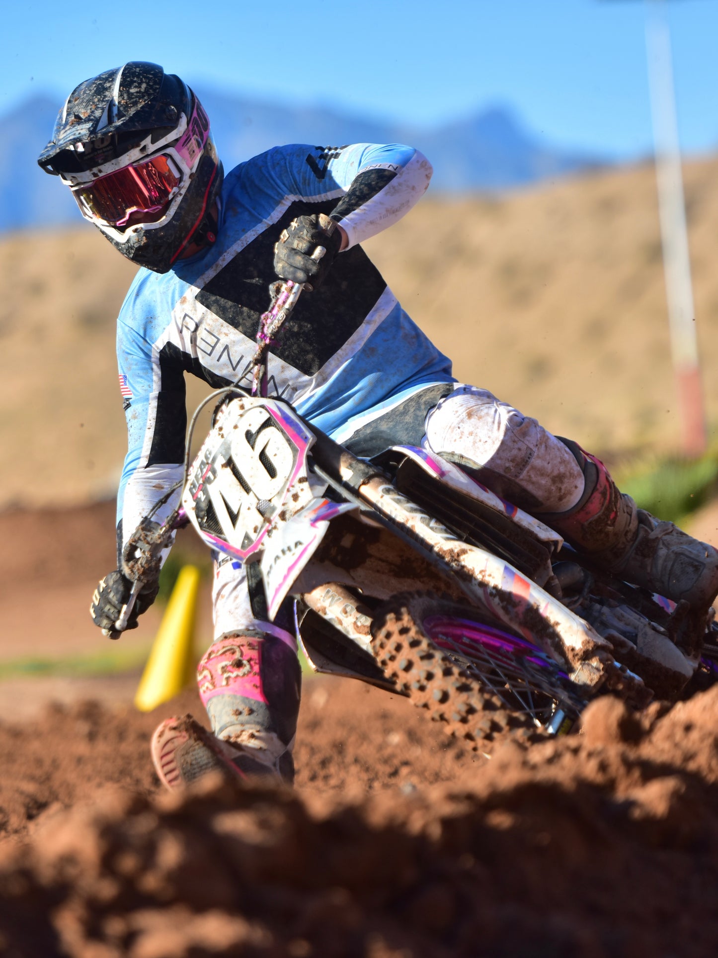 Vented dirtbike number plate